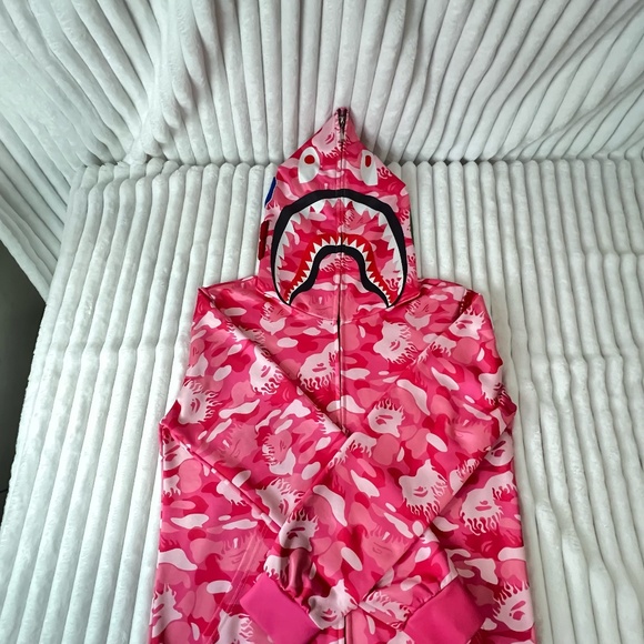 Camo Shark Full Zip Hoodie Unisex Size M Color: Hot Pink Camo - Picture 1 of 10